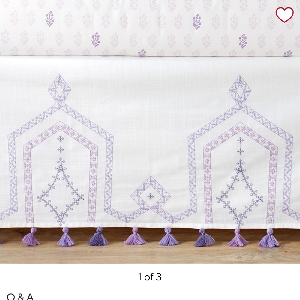 Potterybarnkids crib skirt. New with tags.